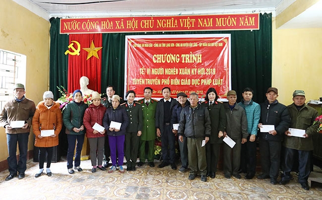 mang xuan som den voi nguoi ngheo bien gioi lang son