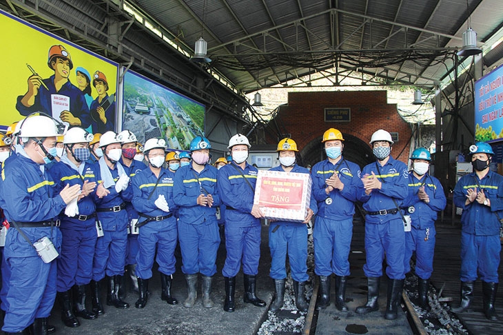 Sáng mãi tinh thần 