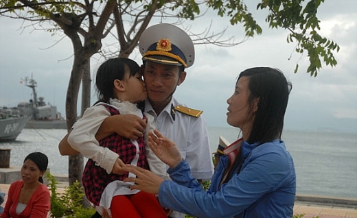 nhung moi tinh o truong sa