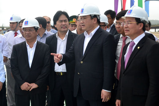 Tổ chức Lễ khánh thành và bàn giao kho nổi chứa xuất dầu thô “FSO PVN ĐẠI HÙNG QUEEN”  và giàn khai thác “FPU ĐẠI HÙNG – 01”