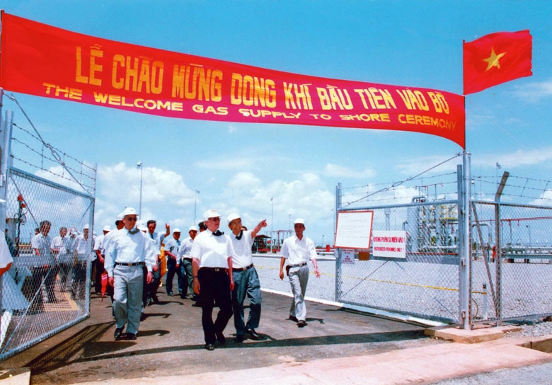 Công nghiệp khí - Những bước đi đầu tiên