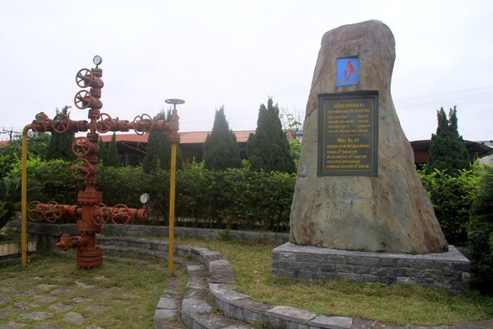 thai binh cai noi cua nganh dau khi ky iv