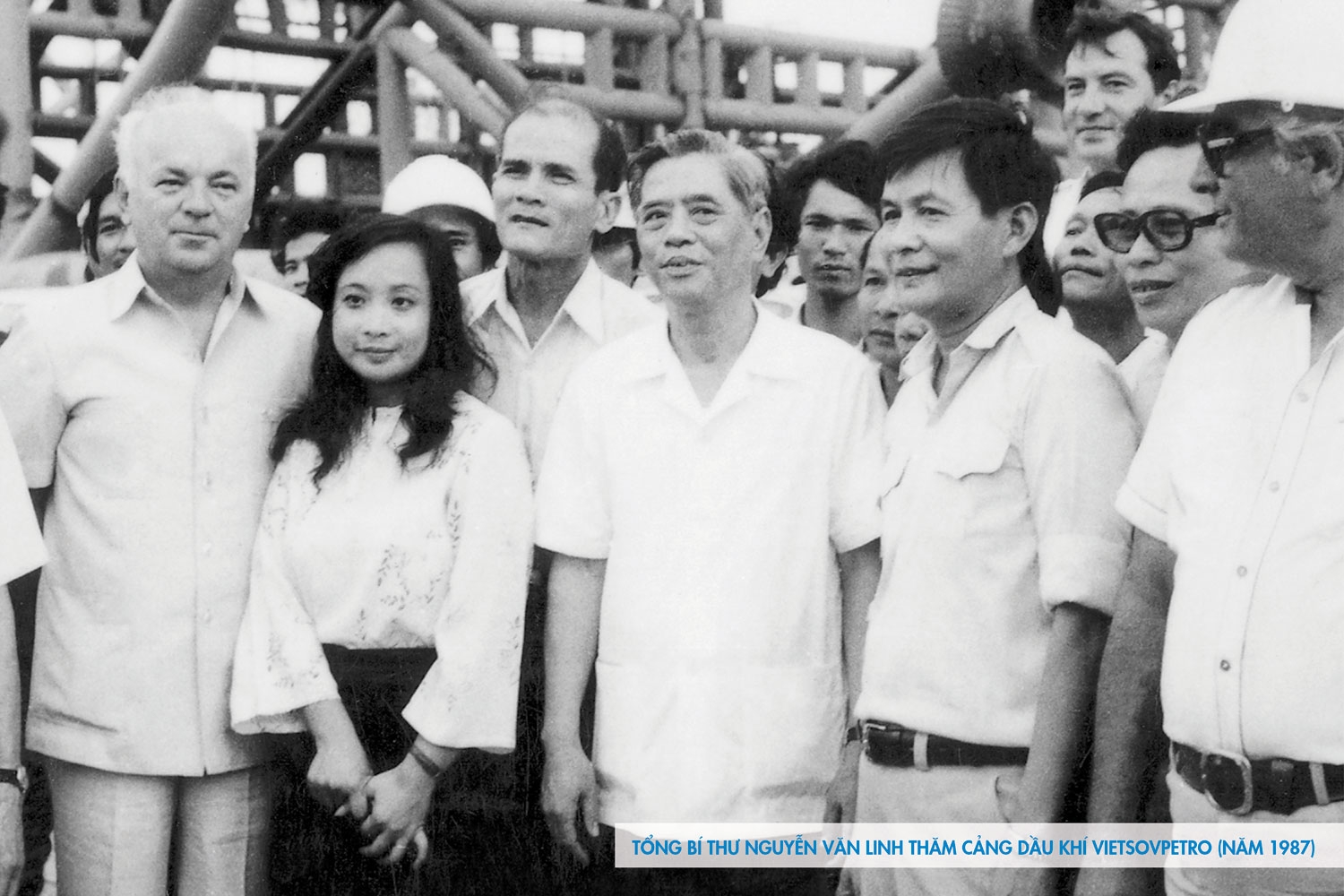 photo nganh dau khi viet nam thuc hien y nguyen cua bac ho