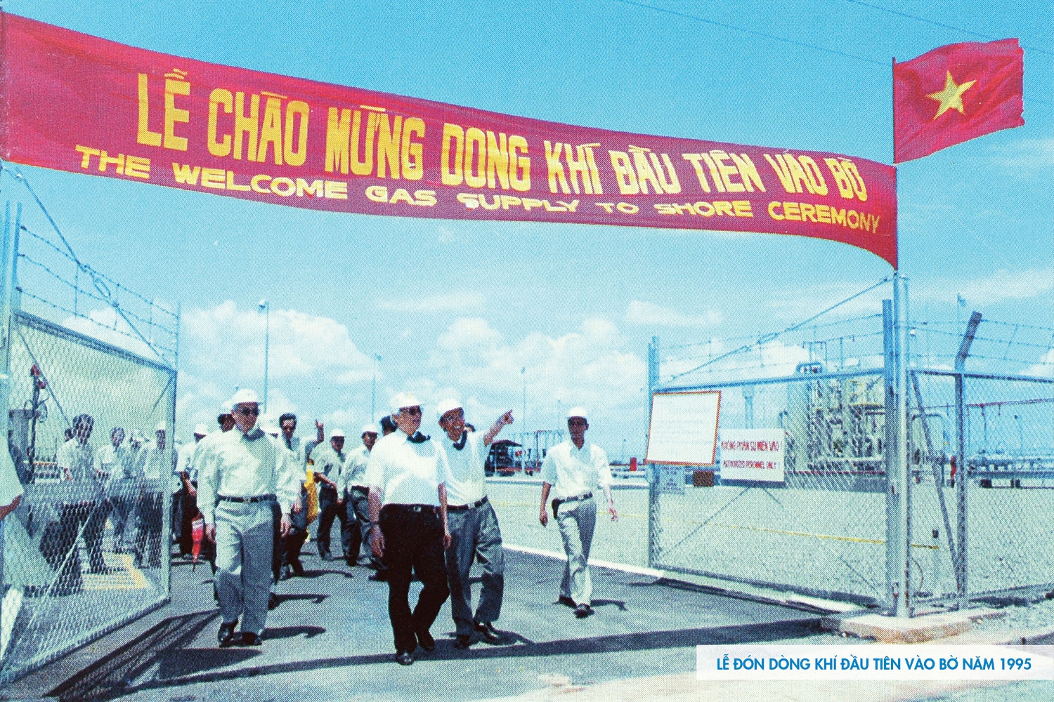 photo nganh dau khi viet nam thuc hien y nguyen cua bac ho