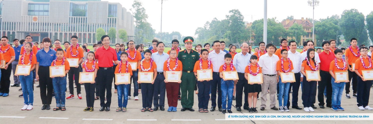 photo nganh dau khi viet nam thuc hien y nguyen cua bac ho