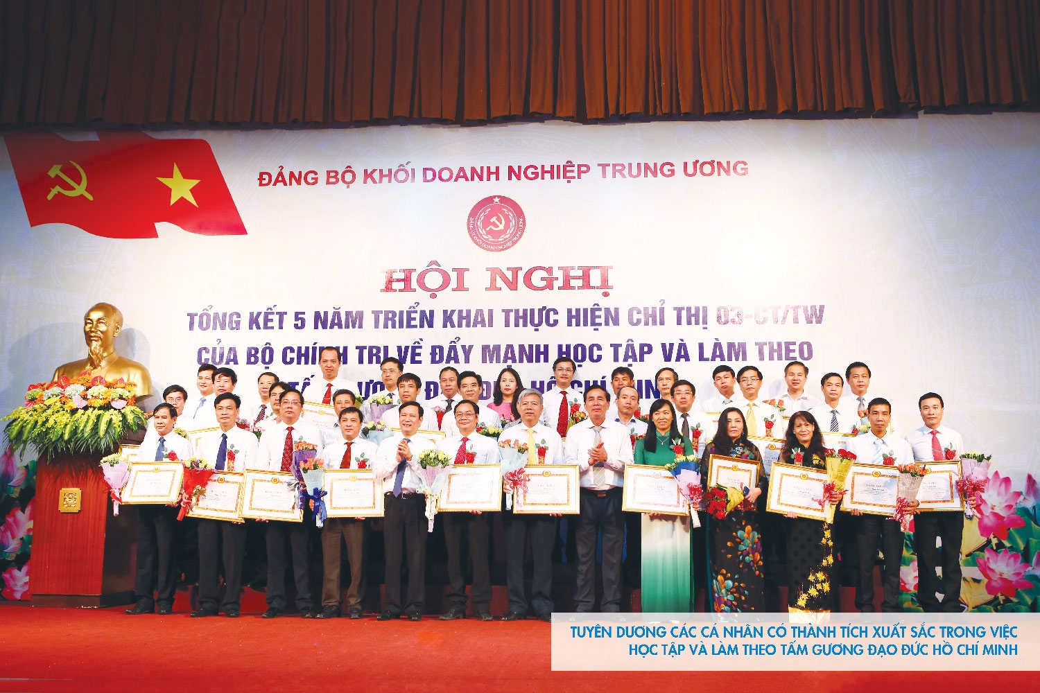 photo nganh dau khi viet nam thuc hien y nguyen cua bac ho