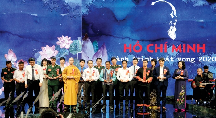 tuoi tre dau khi tien phong sang tao