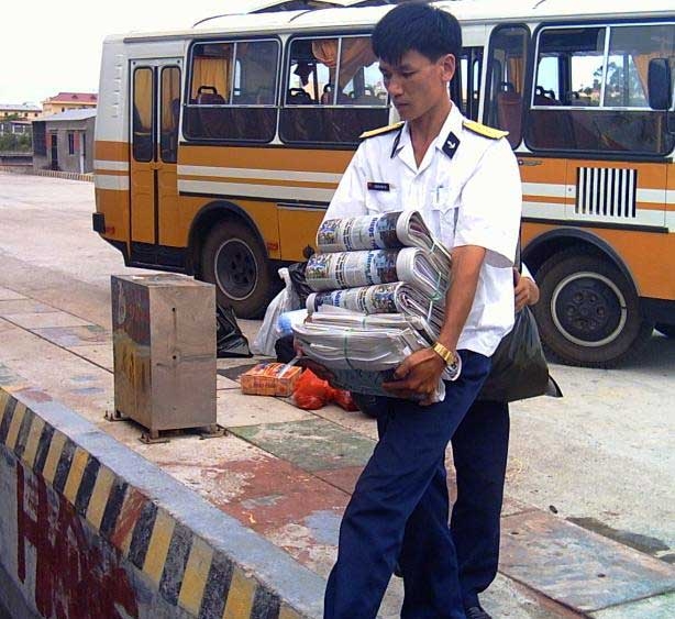 Một thời báo giấy “vượt sóng” ra giàn DK1