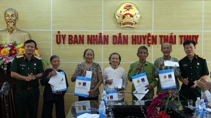 chuoi hoat dong den on dap nghia