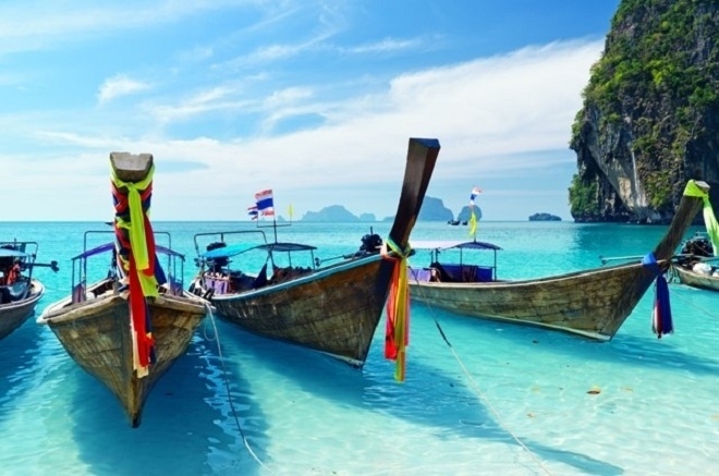 Thí điểm mở cửa Phú Quốc: Bài học từ mô hình 'Hộp cát Phuket'