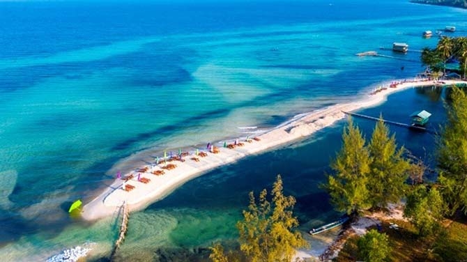 Thí điểm mở cửa Phú Quốc: Bài học từ mô hình 'Hộp cát Phuket'