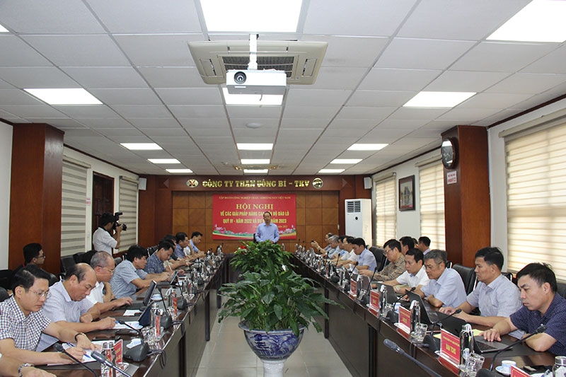 Nâng cao năng lực, đẩy nhanh tiến độ đào lò