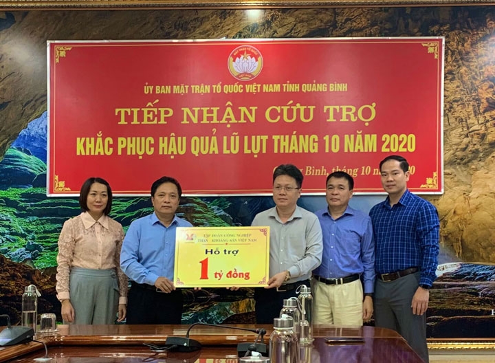 TKV hướng về miền Trung