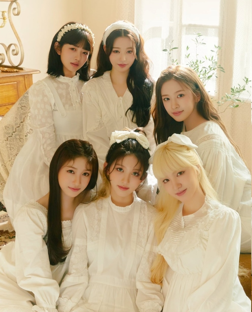 Sao Hàn ngày 13/1/2022: TWICE tiếp tục giữ vững danh hiệu “Nữ hoàng bán album K-pop” Sao Hàn ngày 13/1/2022: TWICE tiếp tục giữ vững danh hiệu “Nữ hoàng bán album K-pop”