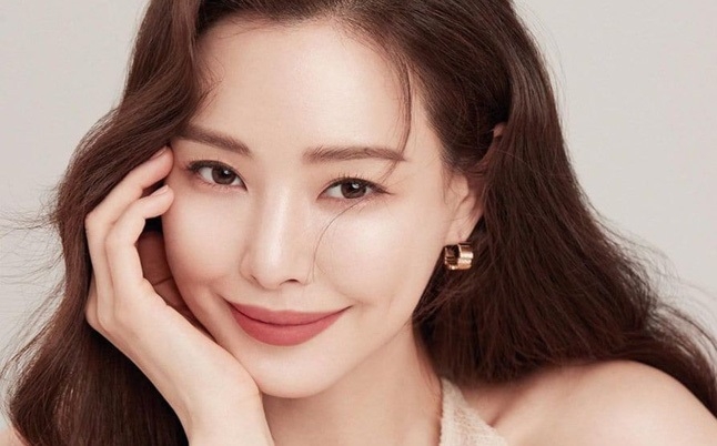 Tổng hợp sao Hàn tuần qua (17/1 - 23/1): Honey Lee mang thai sau 1 tháng kết hôn Tổng hợp sao Hàn tuần qua (17/1 - 23/1): Honey Lee mang thai sau 1 tháng kết hôn