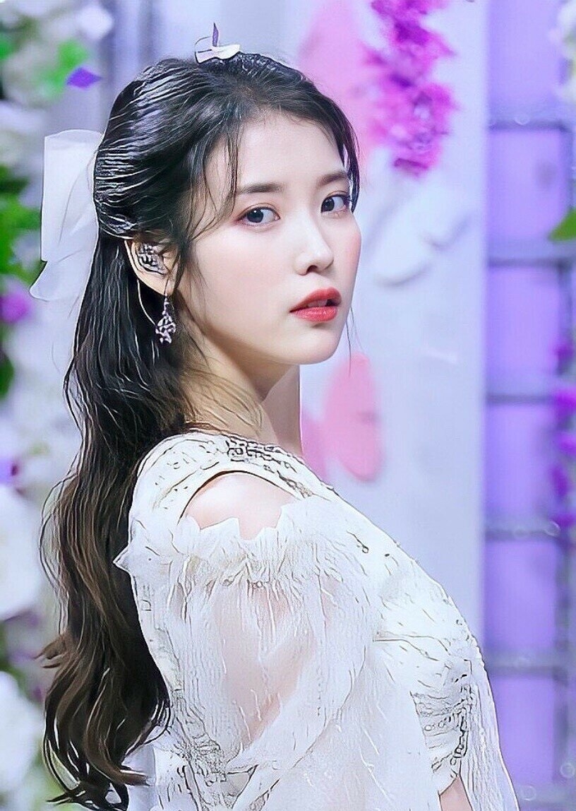 Sao Hàn ngày 15/2/2022: BTS, Lee Min Ho tiếp tục trở thành những ngôi sao Hallyu được yêu thích nhất Sao Hàn ngày 15/2/2022: BTS, Lee Min Ho tiếp tục trở thành những ngôi sao Hallyu được yêu thích nhất