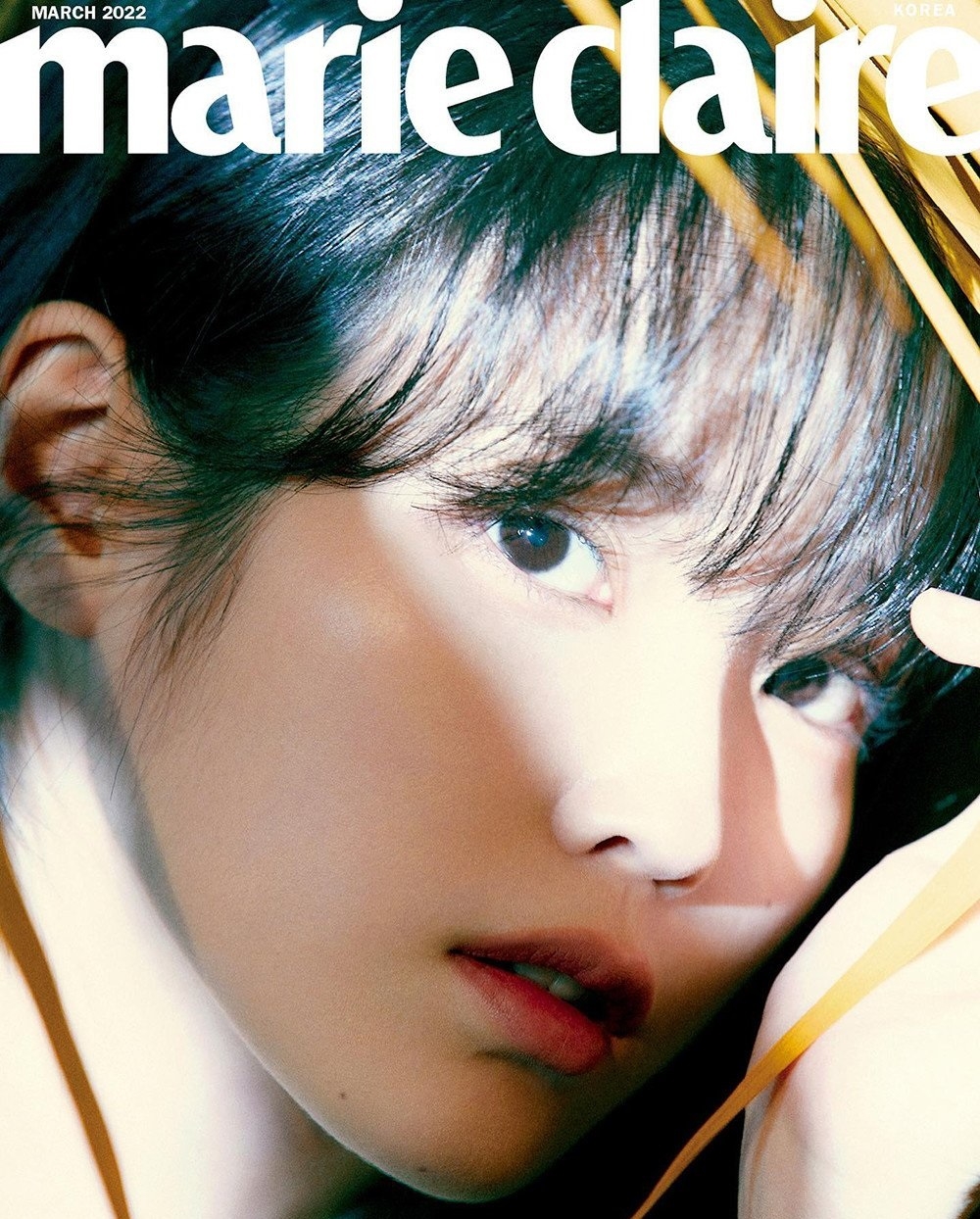 Sao Hàn ngày 16/2/2022: IU diện đồ Gucci sang trọng, thời thượng trên trang bìa tạp chí “Marie Claire” Sao Hàn ngày 16/2/2022: IU diện đồ Gucci sang trọng, thời thượng trên trang bìa tạp chí “Marie Claire”