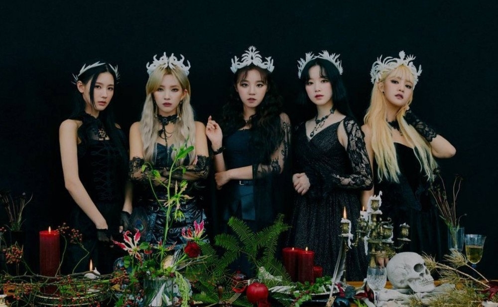Sao Hàn ngày 27/2/2022: V (BTS) liên tiếp phá kỷ lục trên Spotify với OST tiếng Hàn “Christmas Tree” Sao Hàn ngày 27/2/2022: V (BTS) liên tiếp phá kỷ lục trên Spotify với OST tiếng Hàn “Christmas Tree”