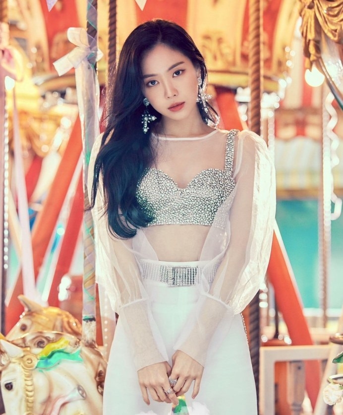 Tổng hợp sao Hàn tuần qua (4/4 - 10/4): Cựu thành viên SNSD Jessica tham gia show sống còn ở Trung Quốc Tổng hợp sao Hàn tuần qua (4/4 - 10/4): Cựu thành viên SNSD Jessica tham gia show sống còn ở Trung Quốc