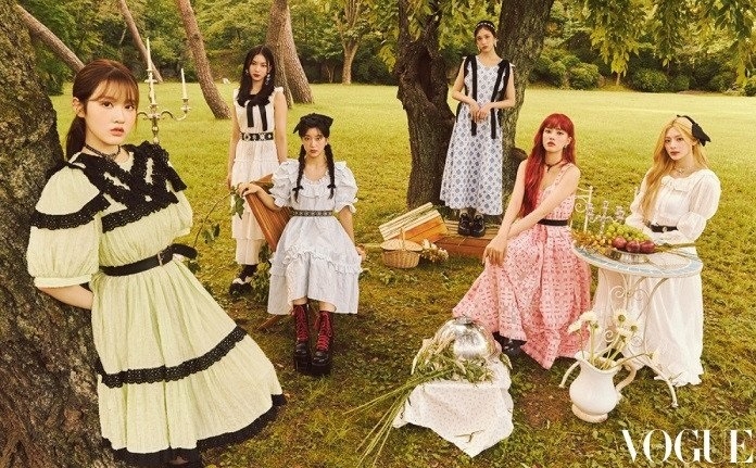 Sao Hàn hôm nay 24/7: MOMOLAND lộng lẫy trên thảm đỏ lễ trao giải “Premios Juventud 2022” Sao Hàn hôm nay 24/7: MOMOLAND lộng lẫy trên thảm đỏ lễ trao giải “Premios Juventud 2022”