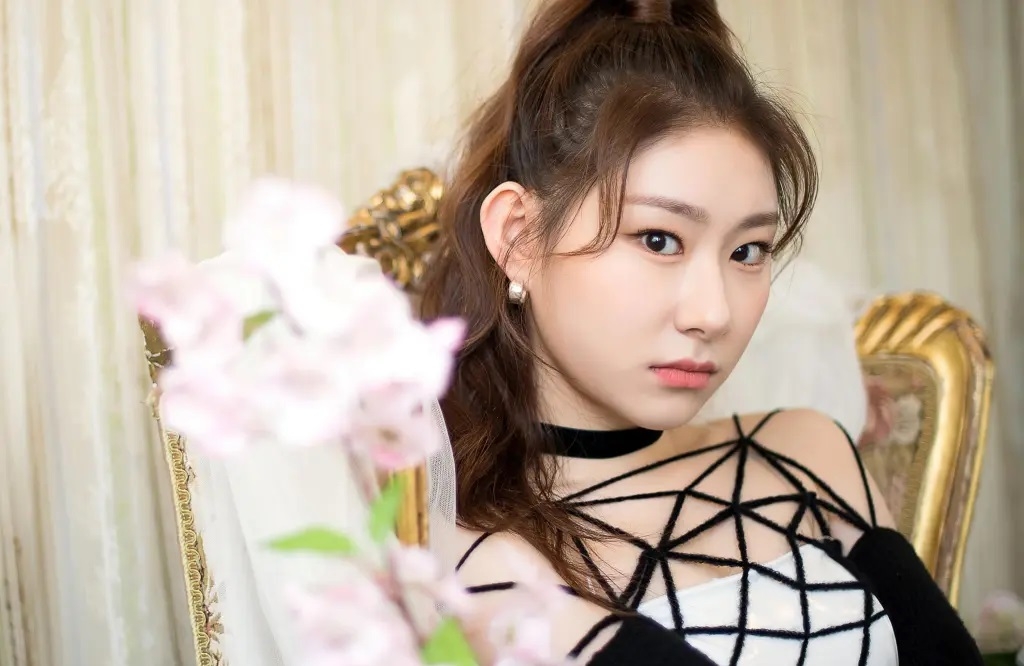 Sao Hàn hôm nay 25/7: Chaeryeong (ITZY) đối mặt với những bình luận ác ý như thế nào? Sao Hàn hôm nay 25/7: Chaeryeong (ITZY) đối mặt với những bình luận ác ý như thế nào?