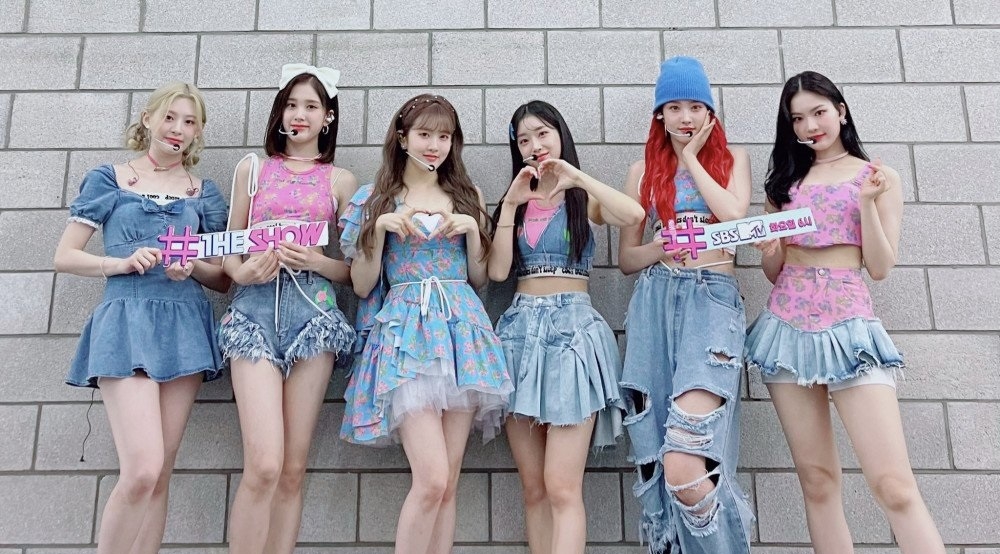 Sao Hàn hôm nay 27/7: IU chính thức quay trở lại đường đua K-pop Sao Hàn hôm nay 27/7: IU chính thức quay trở lại đường đua K-pop