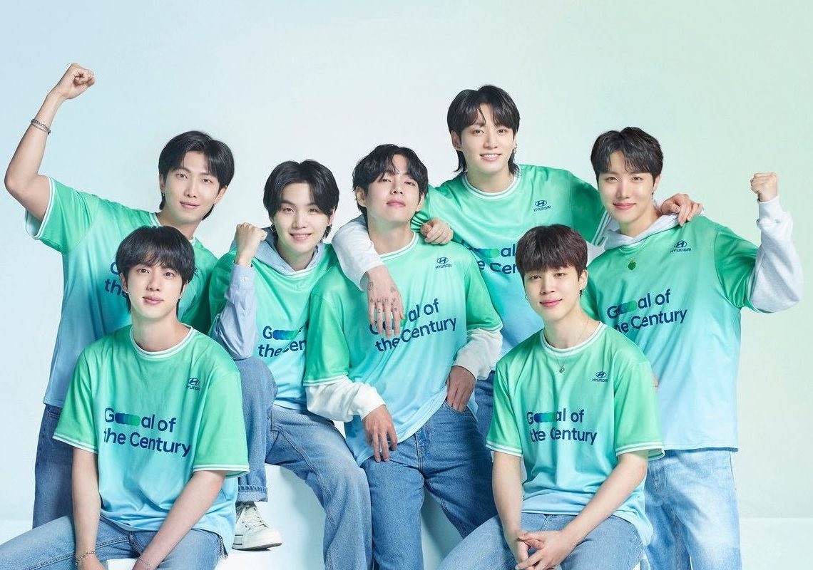 Sao Hàn hôm nay 29/7: BTS chuẩn bị bài hát mới cho FIFA World Cup 2022 Sao Hàn hôm nay 29/7: BTS chuẩn bị bài hát mới cho FIFA World Cup 2022