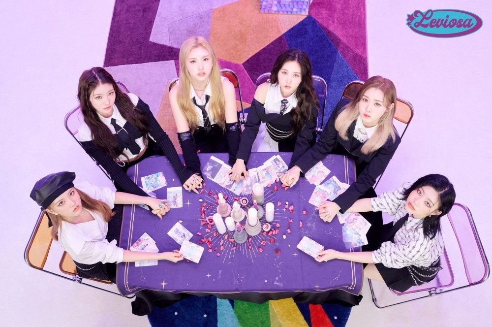Sao Hàn hôm nay 17/8: Jisoo (BLACKPINK) đẹp cổ điển, sang trọng trên bìa tạp chí Marie Claire Sao Hàn hôm nay 17/8: Jisoo (BLACKPINK) đẹp cổ điển, sang trọng trên bìa tạp chí Marie Claire