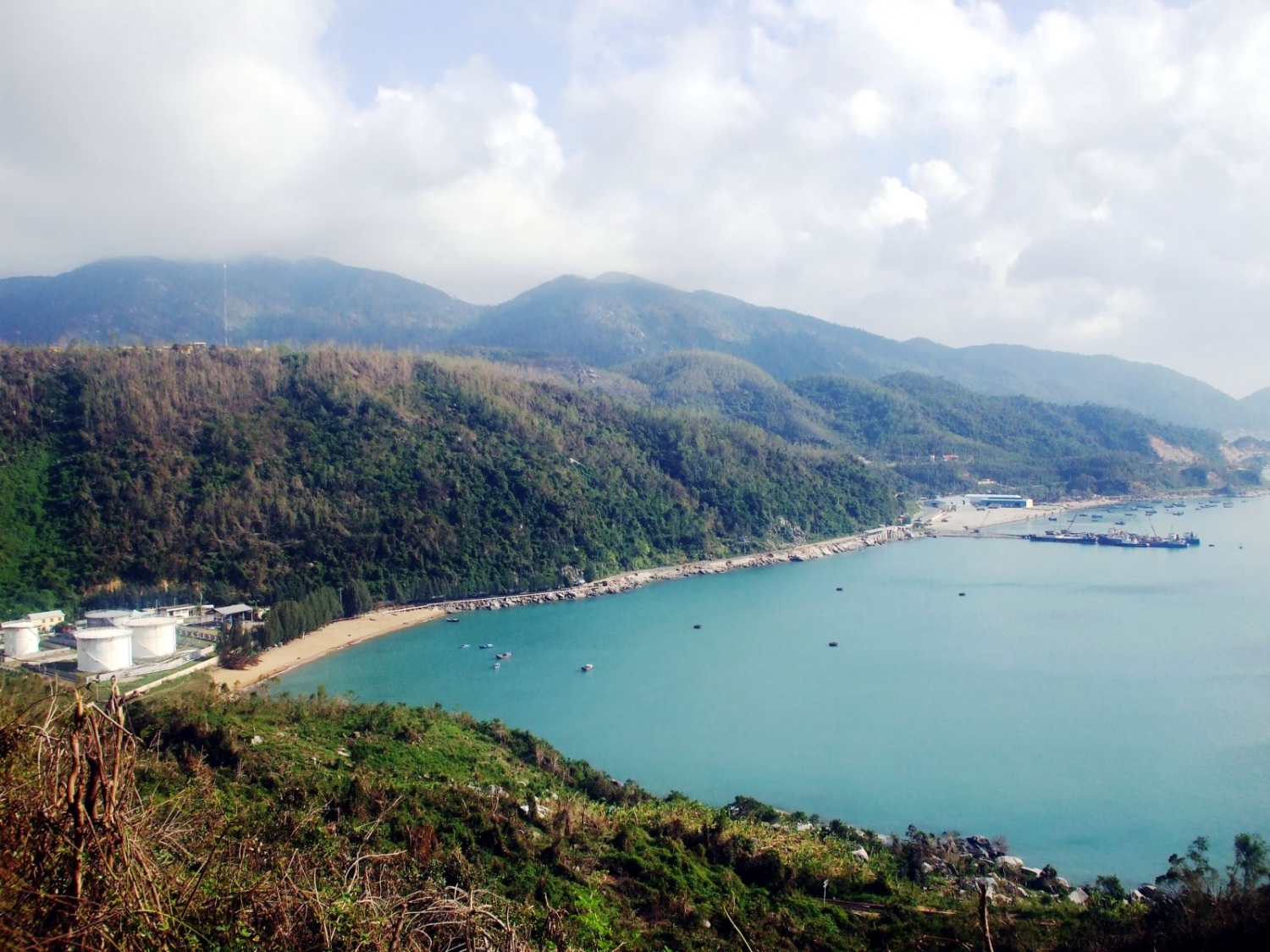 Đảo Hòn Nưa: Điểm đến hoang sơ đầy thơ mộng Đảo Hòn Nưa: Điểm đến hoang sơ đầy thơ mộng