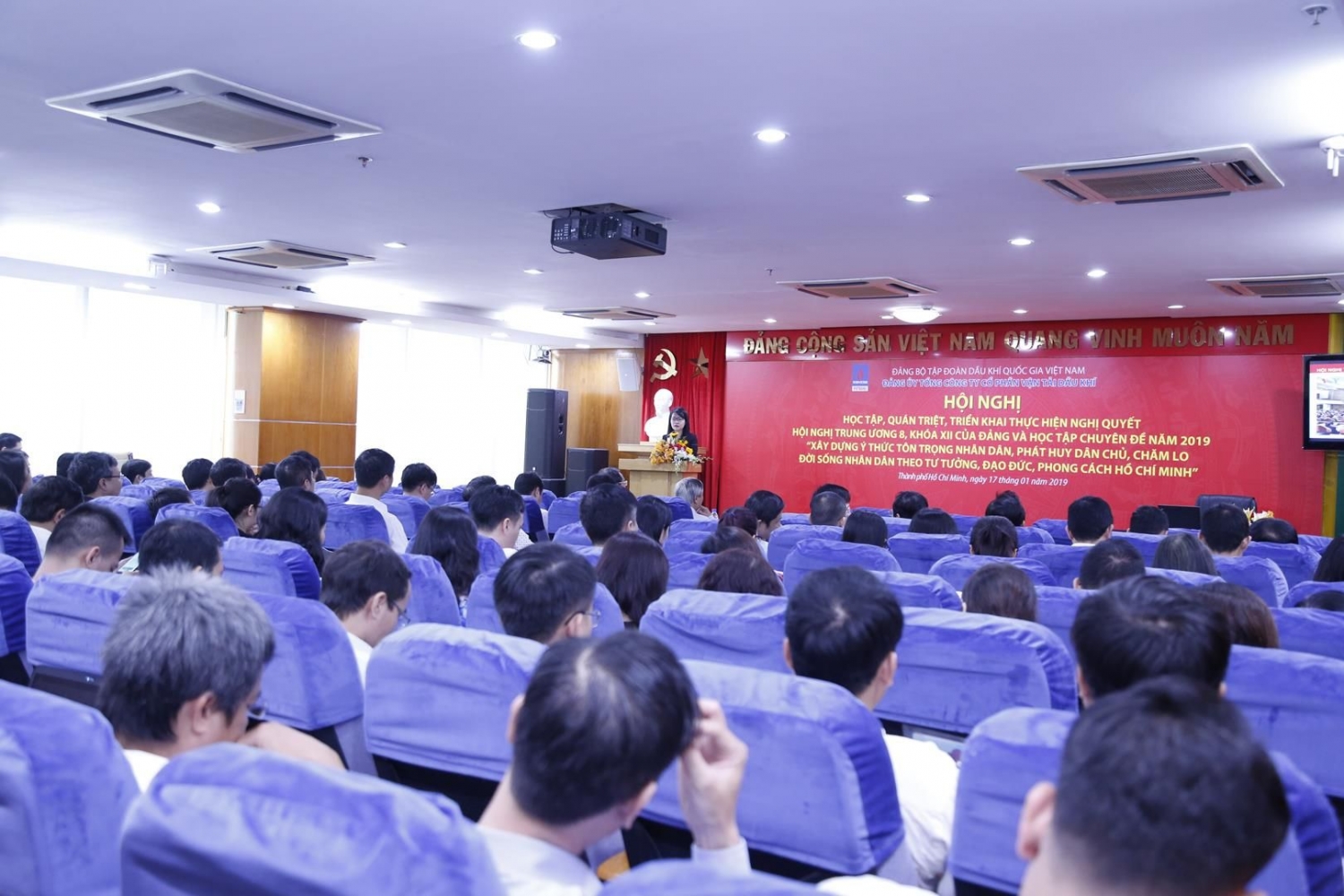 pvtrans hoc tap quan triet va trien khai thuc hien nghi quyet trung uong 8 khoa xii