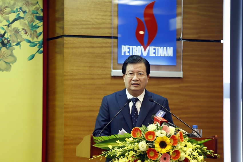 pho thu tuong trinh dinh dung chuc mung nam moi pvn