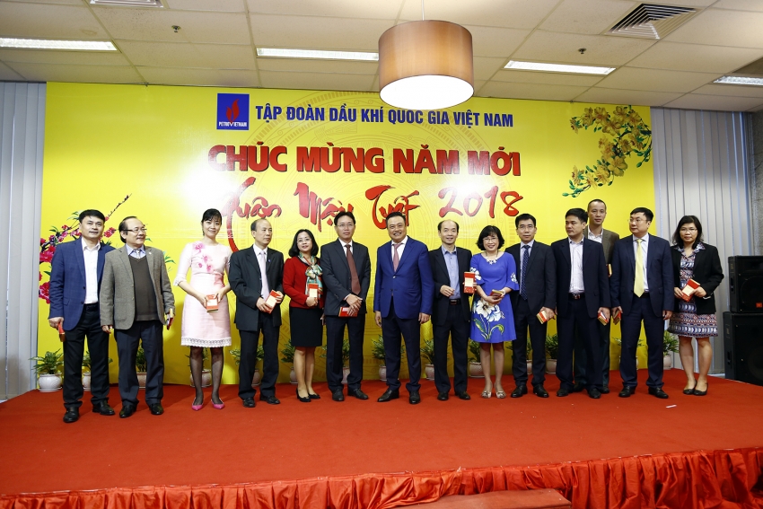 tap doan dau khi viet nam gap mat dau nam moi
