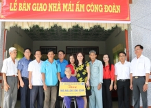 cd dkvn trao nha mai am cong doan tai tinh thanh hoa