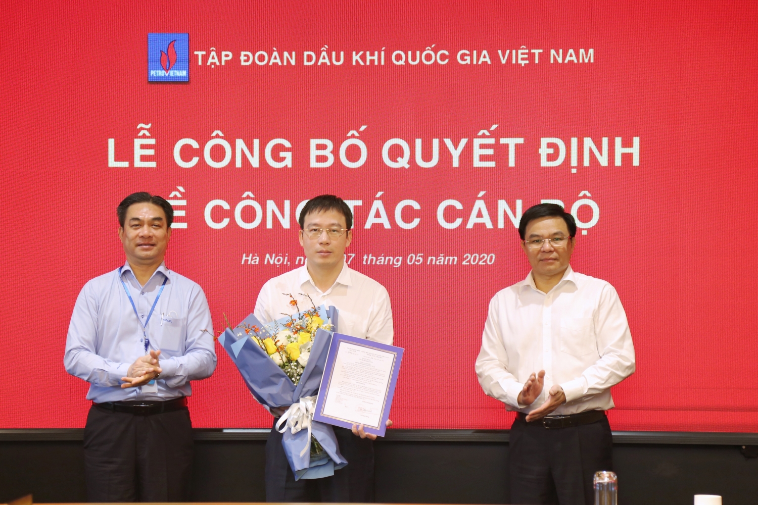 bo nhiem lanh dao cac ban chuyen mon tap doan dau khi viet nam