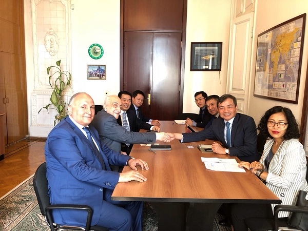 Petrovietnam tham dự khóa họp lần thứ hai Ủy ban Liên Chính phủ Việt Nam – Azerbaijan petrovietnam tham du khoa hop lan thu hai uy ban lien chinh phu viet nam azerbaijan
