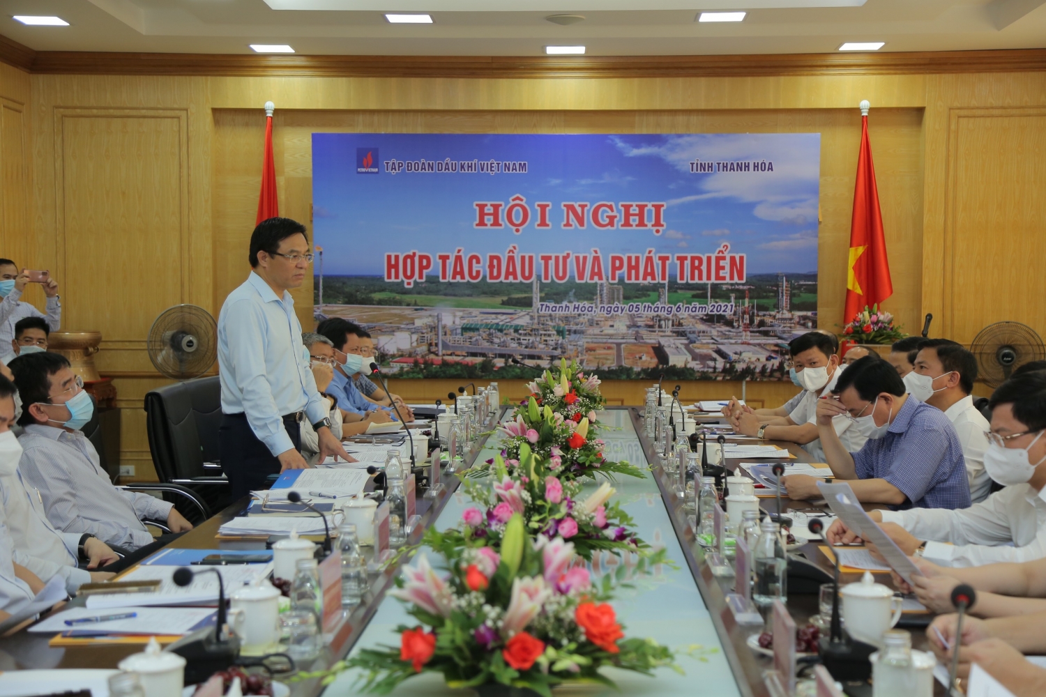 Trong quá trình xây dựng, phát triển, Petrovietnam luôn nhận được sự đồng hành, hỗ trợ của Đảng bộ, chính quyền và nhân dân Thanh Hóa