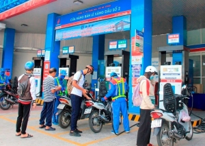 Thủ tướng chỉ đạo thực hiện loạt nhiệm vụ, giải pháp nhằm đảm bảo cung ứng xăng dầu