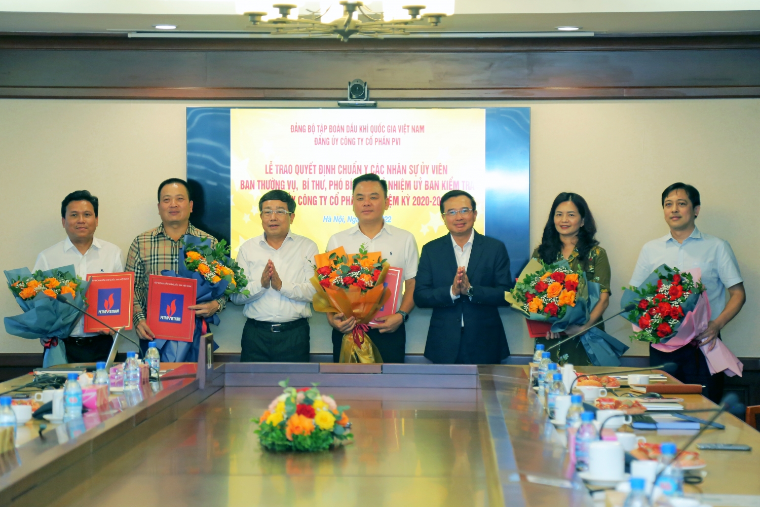 Lễ công bố và trao quyết định kiện toàn nhân sự Ban Chấp hành Đảng bộ Công ty Cổ phần PVI