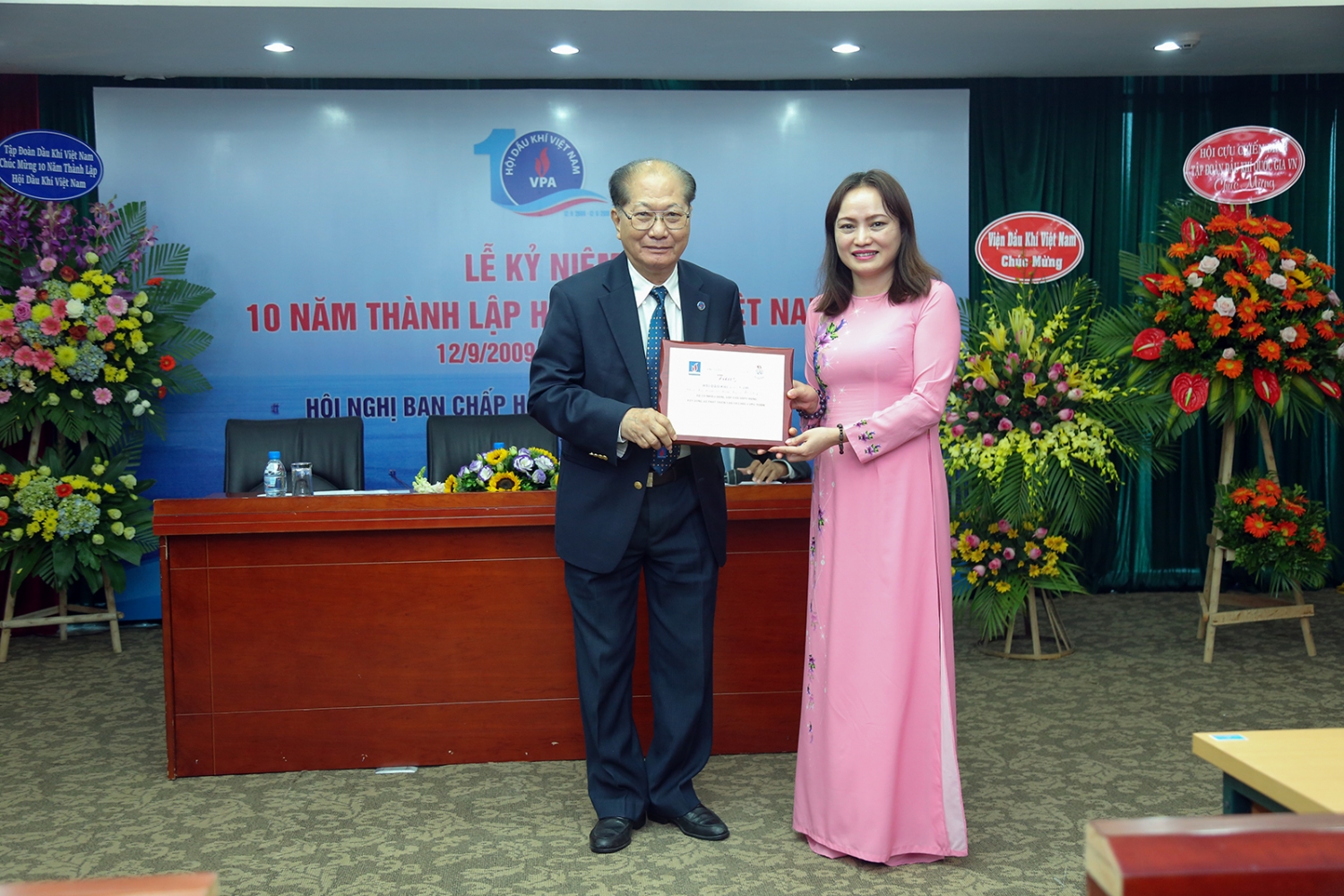 hoi dau khi viet nam 10 nam dong hanh cung pvn