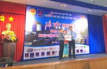 honeywell uop trao hoc bong cho sinh vien pvu xuat sac