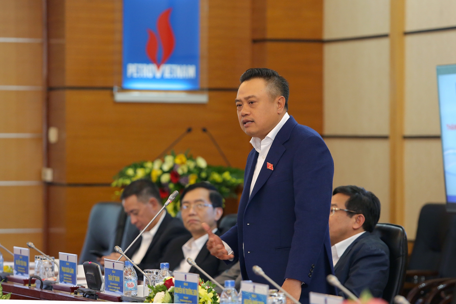 cac doan dai bieu quoc hoi can tho ca mau va lang son lam viec voi tap doan dau khi viet nam