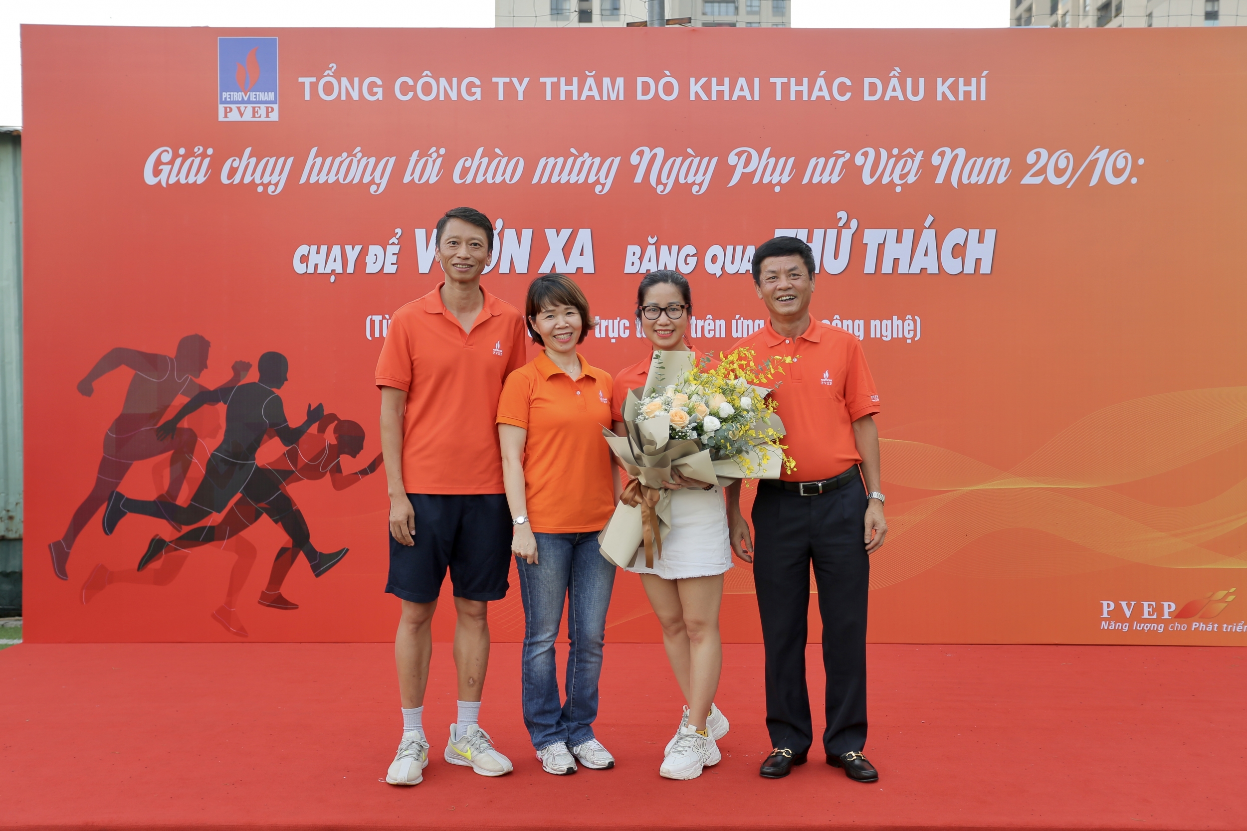 PVEP khai mạc giải chạy “Chạy để vươn xa, băng qua thử thách”
