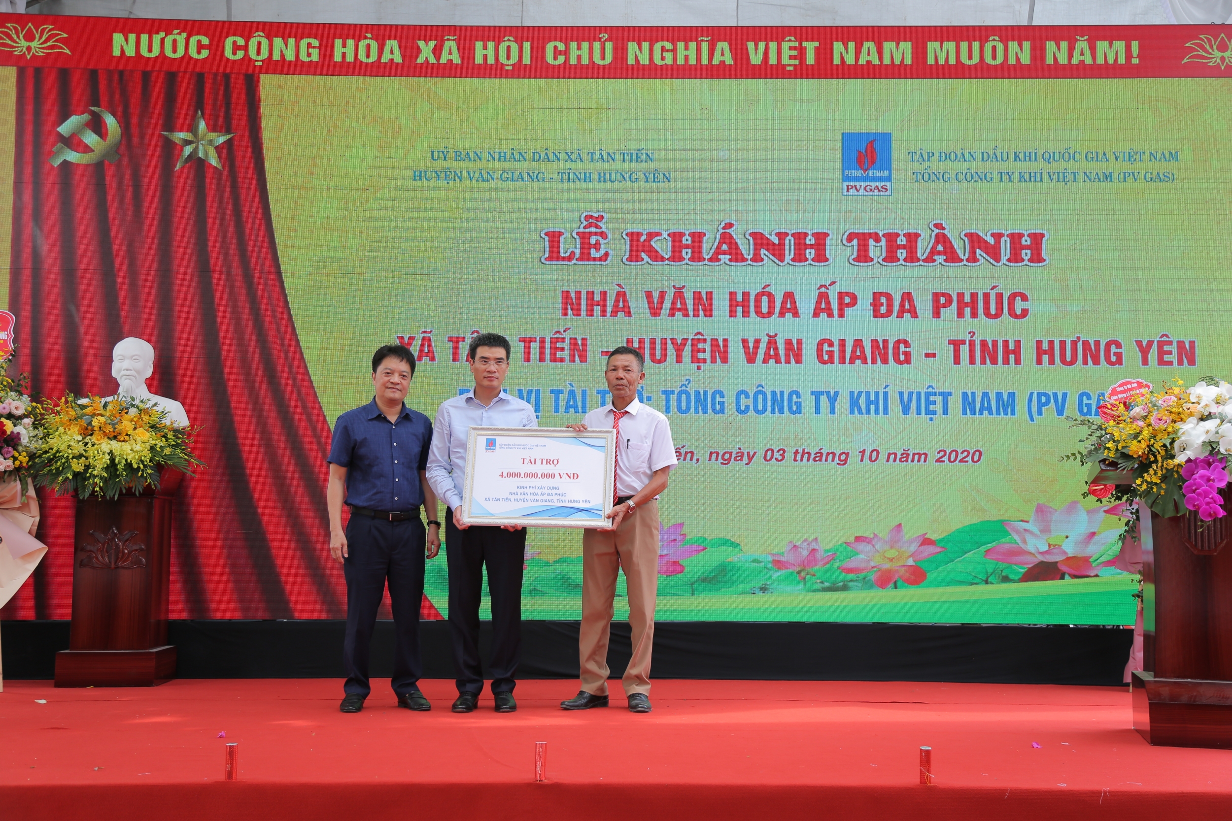 pvn-pv-gas-khanh-thanh-ban-giao-cong-trinh-nha-van-hoa-tai-hung-yen-1