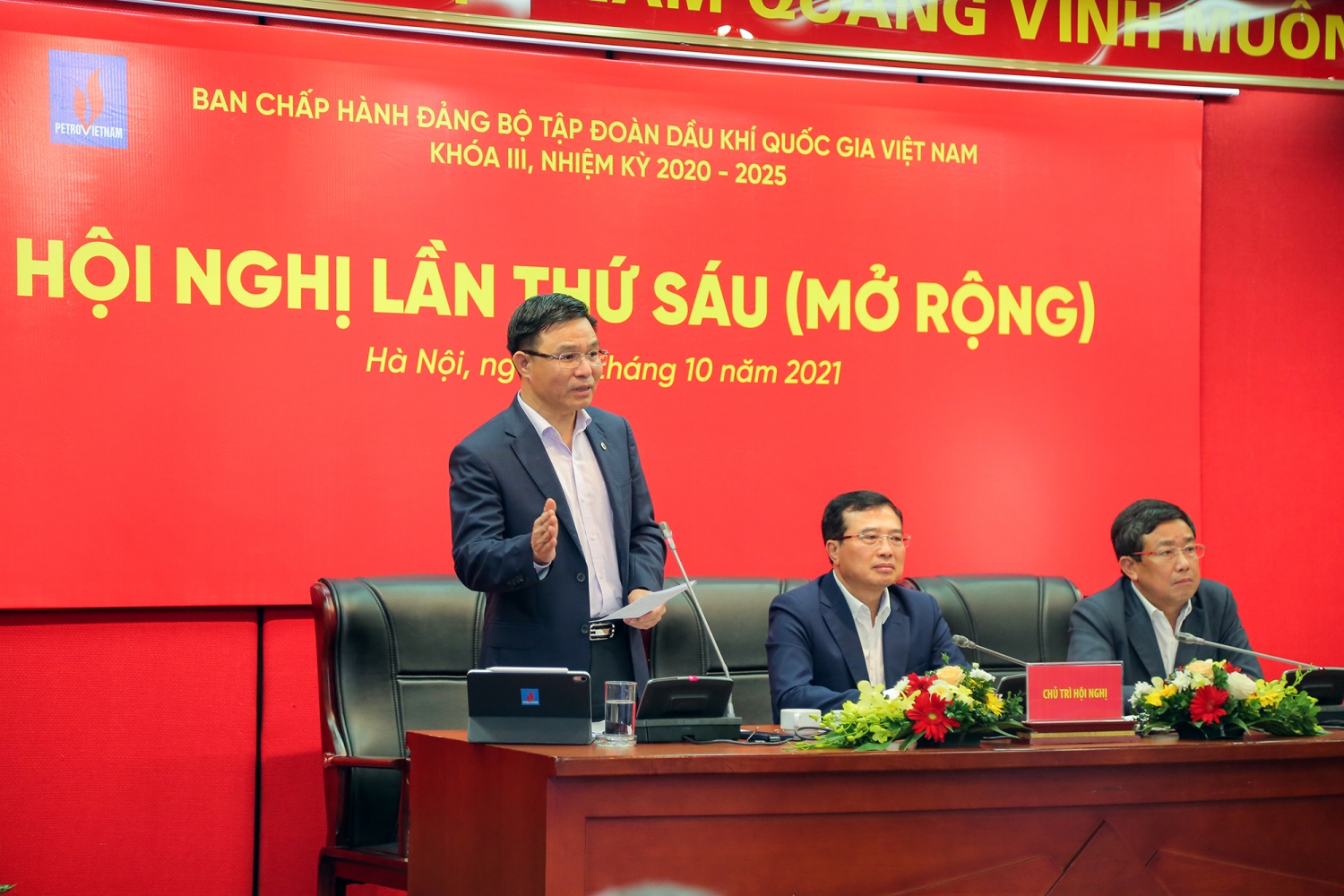 Quyết tâm hoàn thành, hoàn thành vượt mức các chỉ tiêu kế hoạch năm 2021