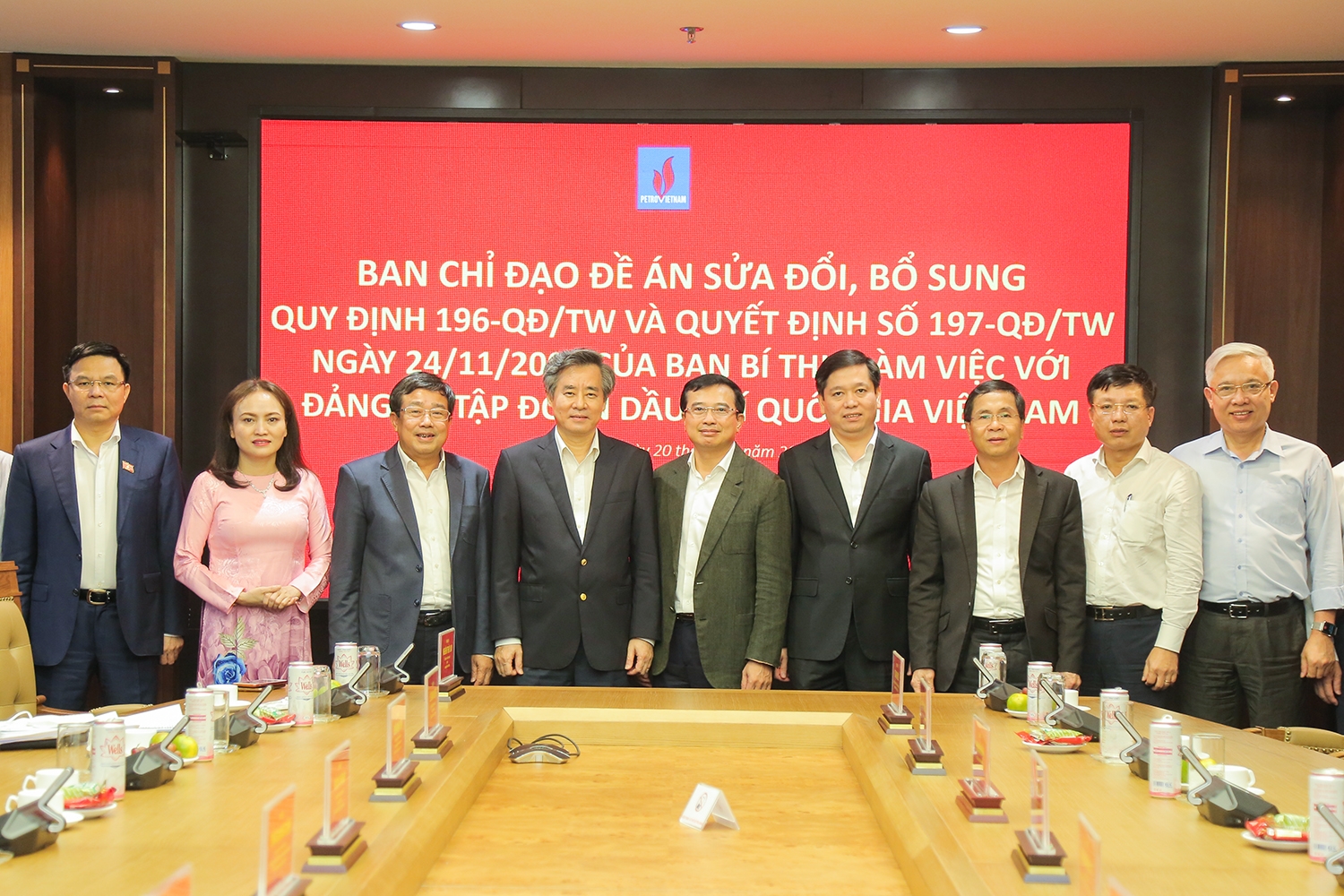 Tiếp tục hoàn thiện mô hình tổ chức đảng trong doanh nghiệp nhà nước