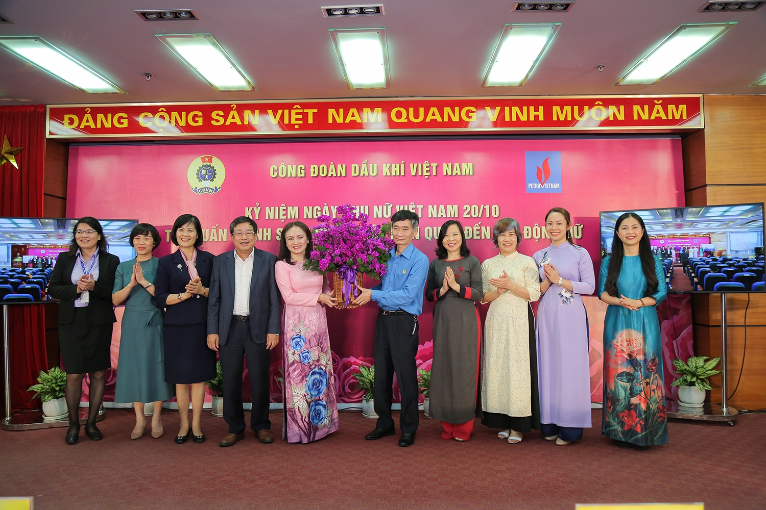 CĐ DKVN tập huấn chính sách Pháp luật liên quan đến lao động nữ