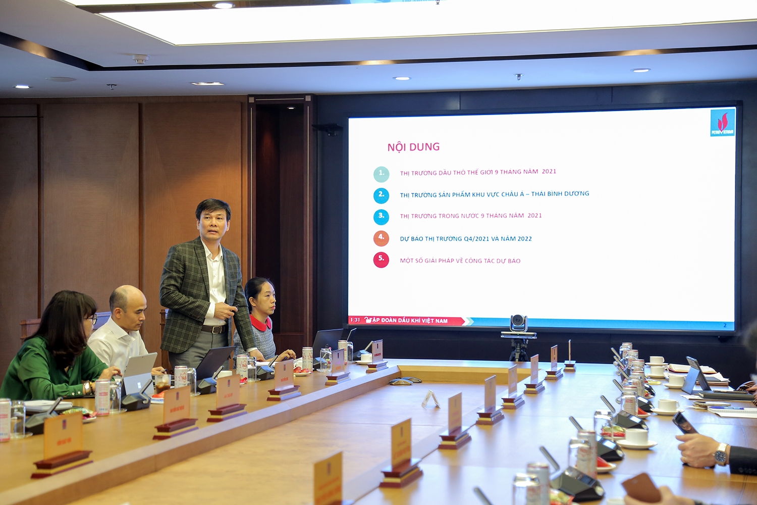 Petrovietnam: Nâng cao chất lượng, hiệu quả công tác dự báo thị trường dầu thô và xăng dầu