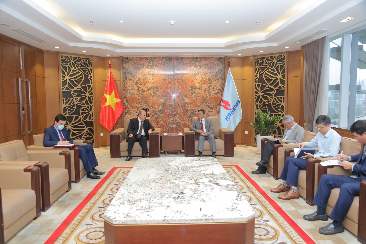 Petrovietnam mong muốn tiếp tục mở rộng, tìm kiếm cơ hội đầu tư tại Algeria
