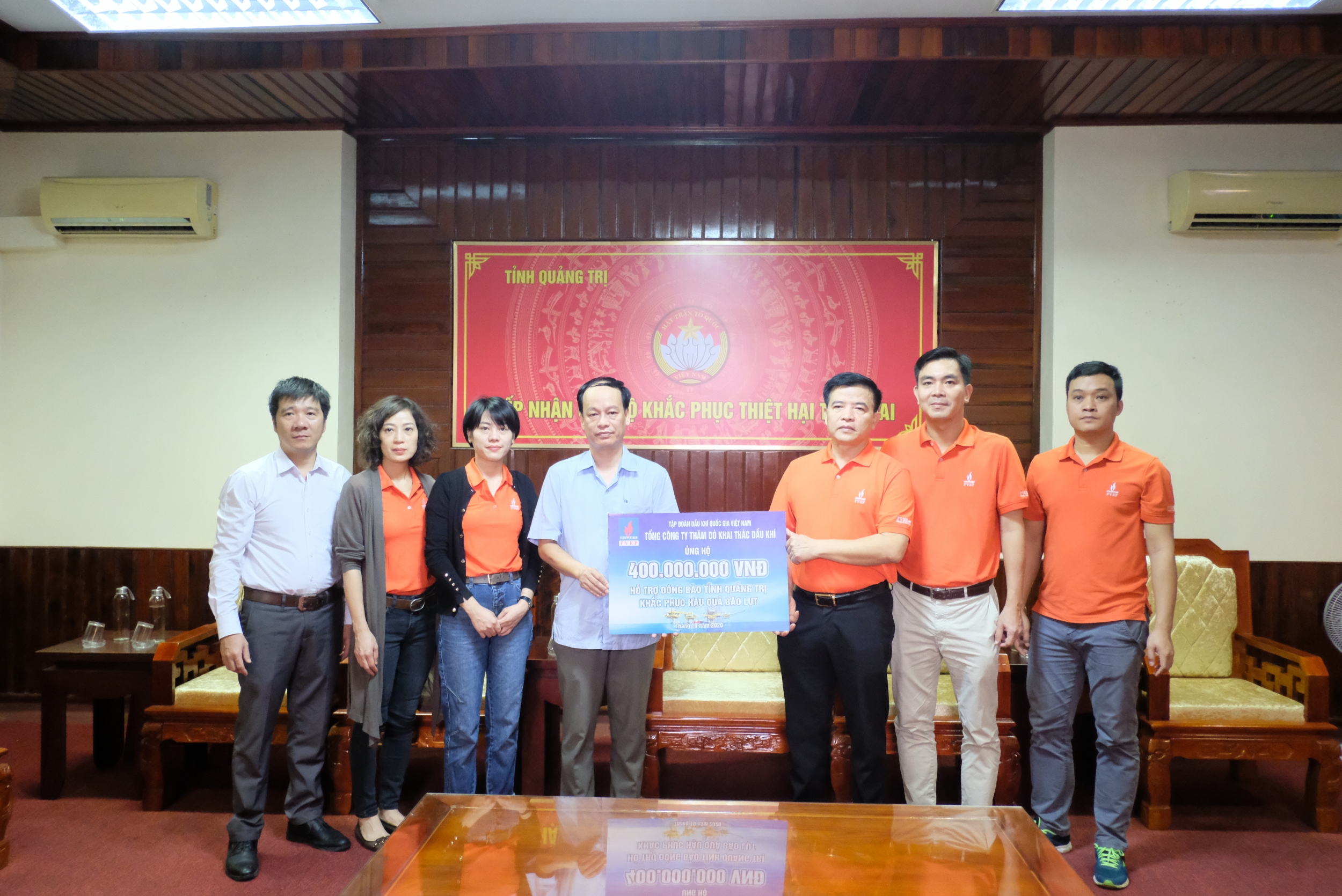 Đoàn công tác xã hội PVEP đến với đồng bào miền Trung
