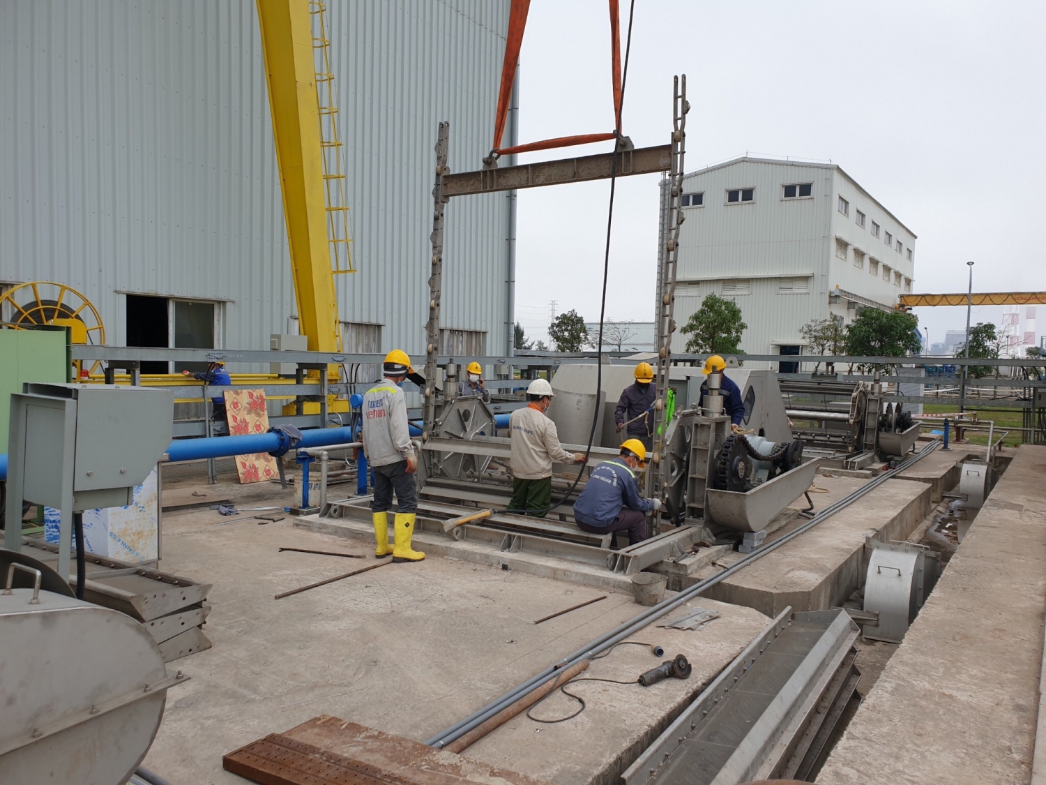 Thủ tướng yêu cầu thúc đẩy tiến độ các đề án, dự án lớn, quan trọng